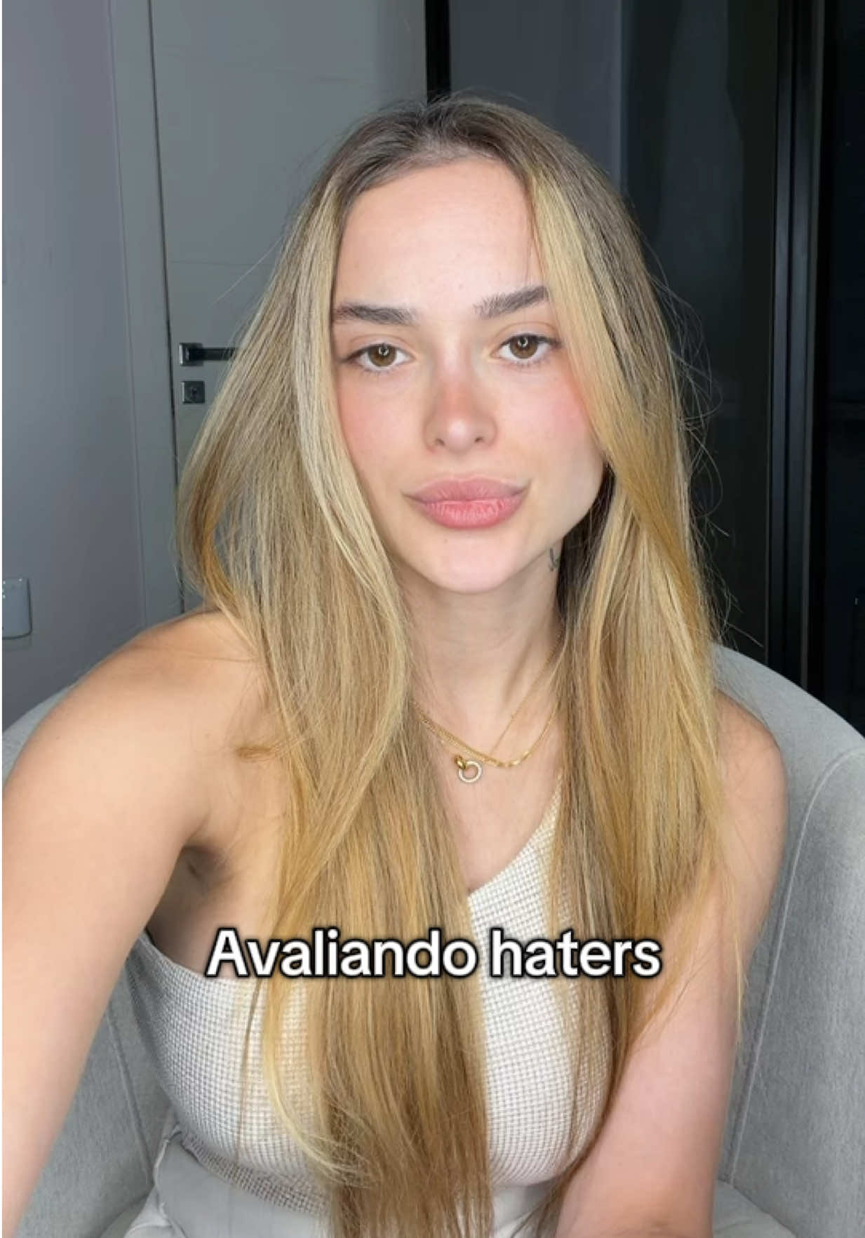 emilyhopnerr - Video 18